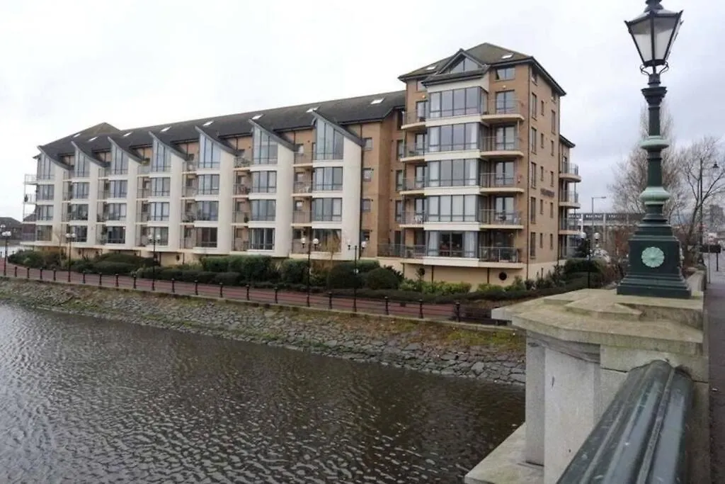 Stunning Views And City Side-Belfast City-2 Bedroom-5 Guests-Wifi & Parking Regno Unito