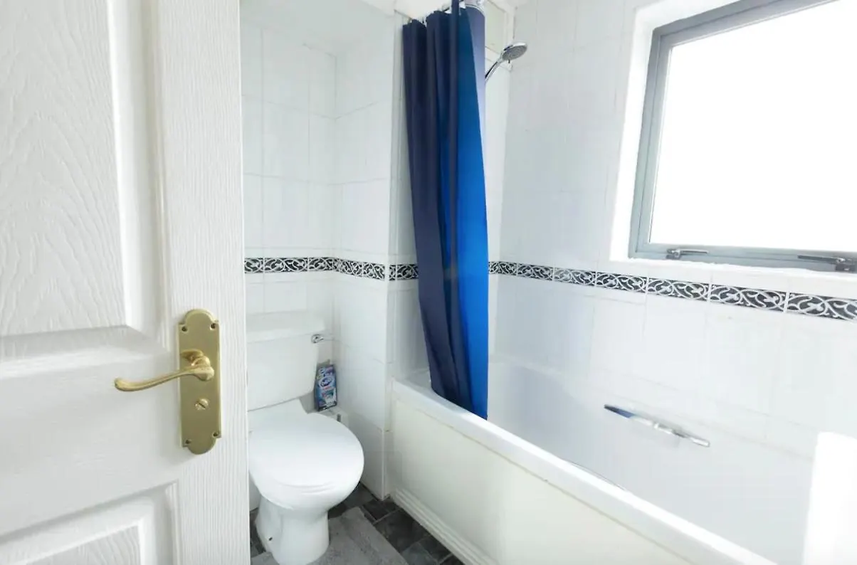 Stunning Views And City Side-Belfast City-2 Bedroom-5 Guests-Wifi & Parking Appartamento Belfast